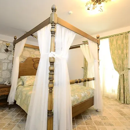 Alya Ruzgari Алачати